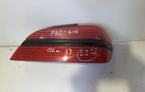 Peugeot 406 Rear/tail lights 9630364777