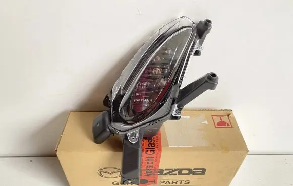 Mazda MX-5 ND Rear tail light reflector NA1J51250E