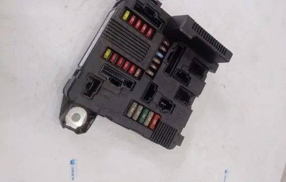 Renault Megane II Other control units/modules 8200306033A
