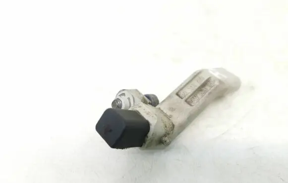 Volkswagen Golf VII Crankshaft position sensor 04L906433
