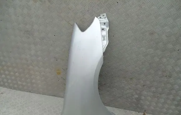 Toyota Corolla E120 E130 Ignition lock AVENSIST25