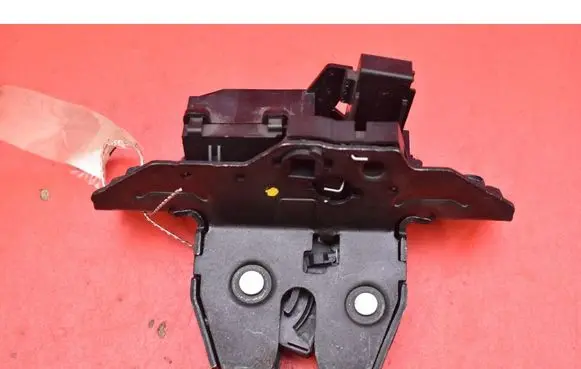 Opel Insignia A Tailgate/trunk/boot lock/catch/latch 13524683