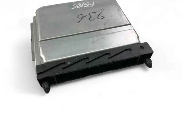 Volvo V70 Engine control unit/module 0281010319