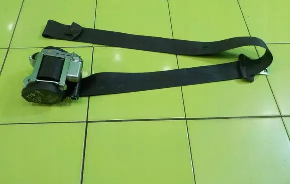 Peugeot RCZ Front seatbelt YM15300480 BEZPIECZENSTWA