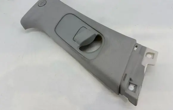 KIA Sorento (B) pillar trim (top) 85843C5000