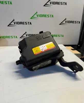 Peugeot 208 Fuse box set 9671924480