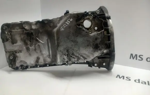 Mercedes-Benz C W204 Oil sump A6460142102 6460142102 A6460101113