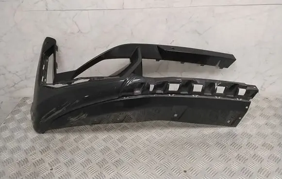 BMW X1 U11 Front bumper corner part panel trim 5A0DB80