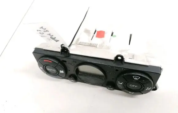 Ford Mondeo Mk III Climate control unit 1S7H18C612BB WWNA47640