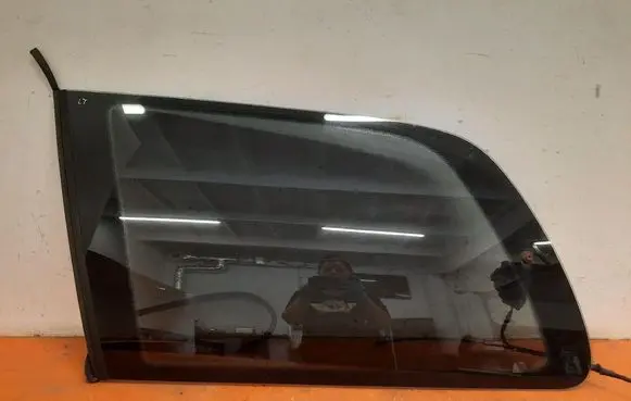 Seat Alhambra (Mk1) Rear side window