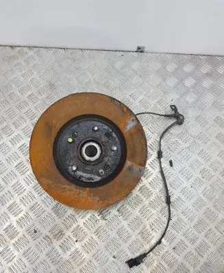 KIA Sportage Front wheel hub spindle knuckle D7100