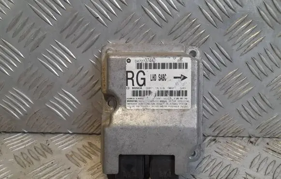 Land Rover Discovery 3 - LR3 Airbag control unit/module 04727374AD 0285001742
