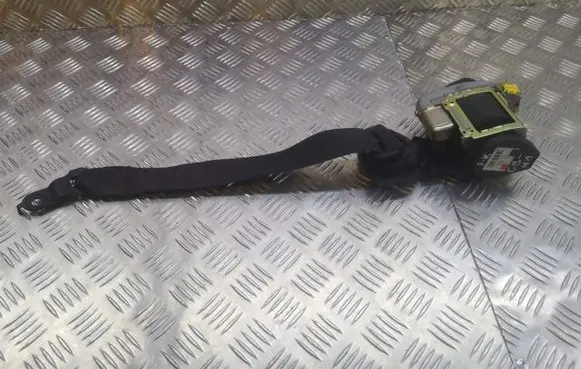 Mercedes-Benz E W211 Front seatbelt 561014701