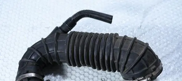 Audi A4 S4 B8 8K Air intake hose/pipe 03G129629E