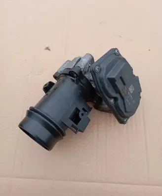 BMW X5 F15 Throttle valve 10378517 50836904 7810752