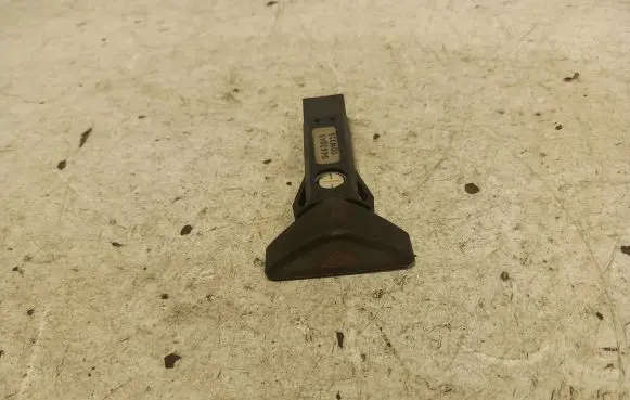 Volvo V70 Hazard light switch 9441045 00W315