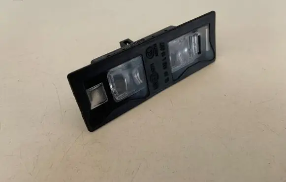 Audi Q5 SQ5 Number plate light 8W6943021A