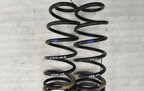 Nissan Navara Front coil spring