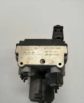 Mercedes-Benz E W210 ABS Pump 0265217007 0024319712