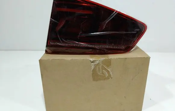 Volkswagen PASSAT B8 Rear/tail lights 3g9945308l