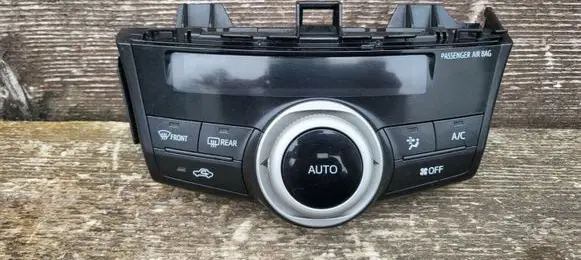 Toyota Prius+ (ZVW40) Climate control unit 5590047080