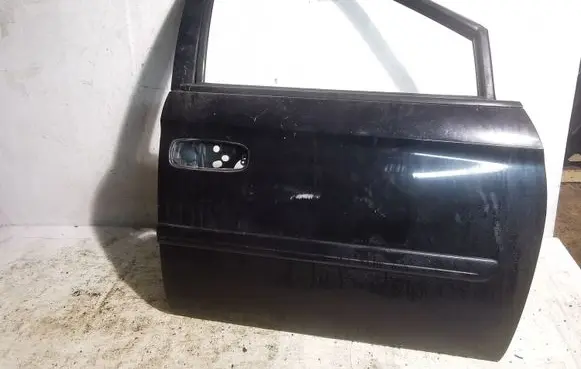 Chrysler Voyager Front door