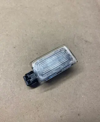 Volvo V40 Other interior light 9123680 C159M15100004