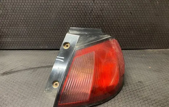 Mitsubishi Colt Rear/tail lights MR957366 27850202