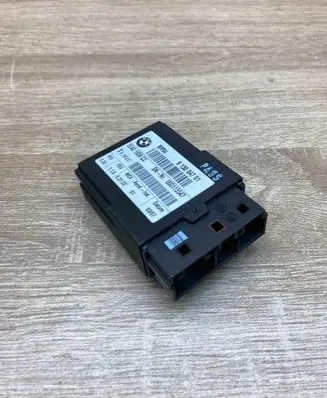 BMW 3 E90 E91 Other control units/modules 9130047 00401838C2