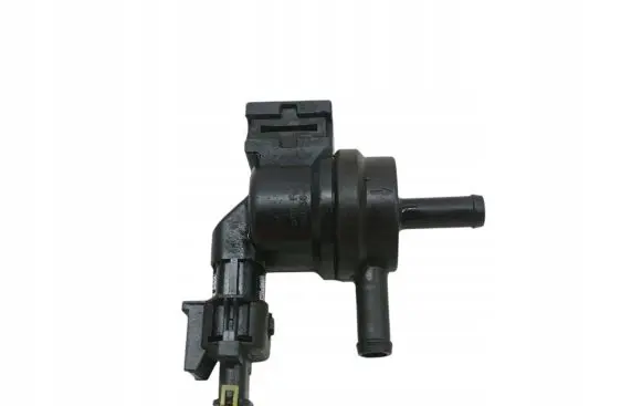 Hyundai i20 Active Turbo solenoid valve 29010-02100