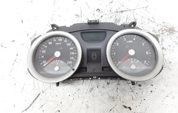 Renault Megane II Speedometer (instrument cluster) 8200306538