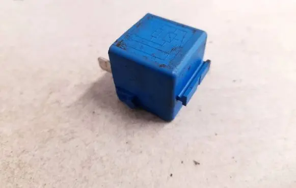 BMW 5 E60 E61 Other relay 61356915327 6135-6915327