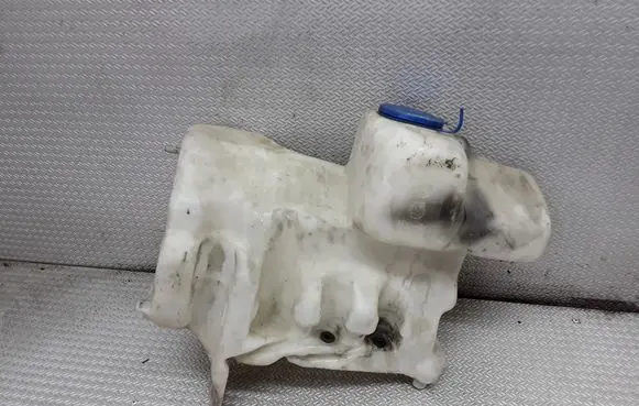 Mercedes-Benz Vito Viano W638 Windshield washer fluid reservoir/tank 6388690820