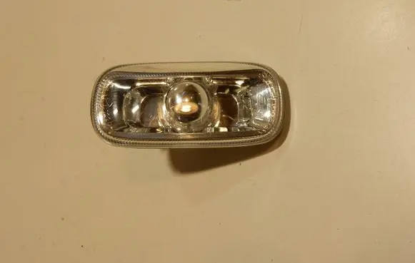 Audi A6 S6 C6 4F Front fender indicator light 8E0949127 5435