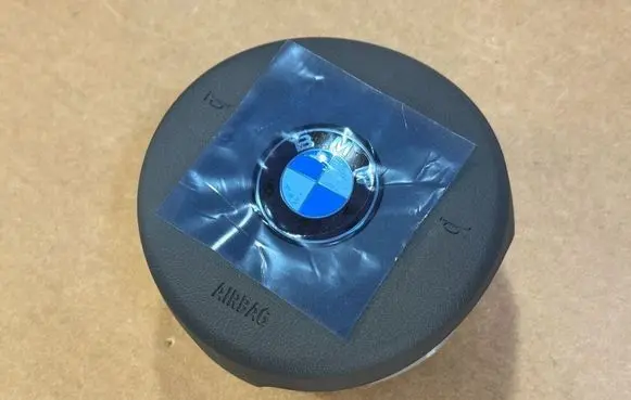 BMW M4 F82 F83 Steering wheel airbag 32308092206
