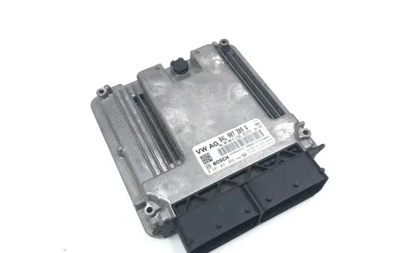 Volkswagen PASSAT B8 Engine control unit/module 04L907309R 0281031066