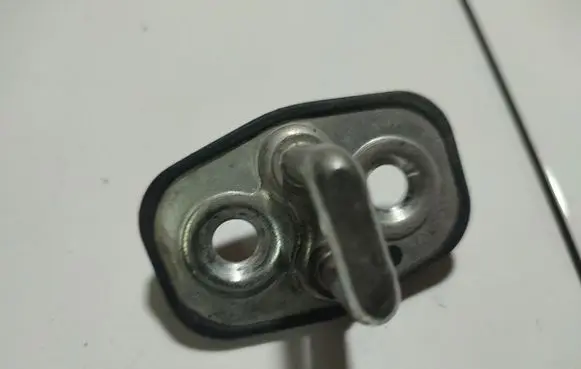 Citroen C4 I Picasso Front door lock loop/hook striker 9655466380