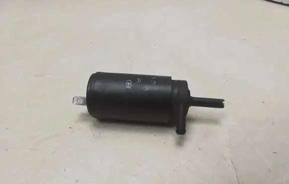 Audi 80 90 S2 B4 Windscreen/windshield washer pump 1955651