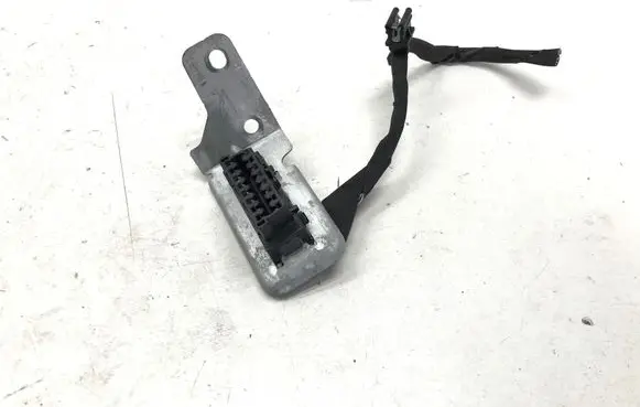 Jaguar E-Pace EUR ISO radio connector M9C33962BD 348822