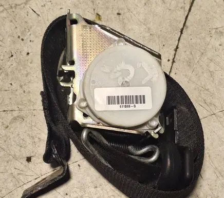 Ford S-MAX Rear seatbelt 611B69G