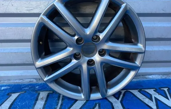 Volkswagen Jetta V R18 alloy rim 1K0601025AF 7JX17H2ET54