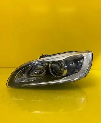 Volvo S60 Headlight/headlamp 31420261