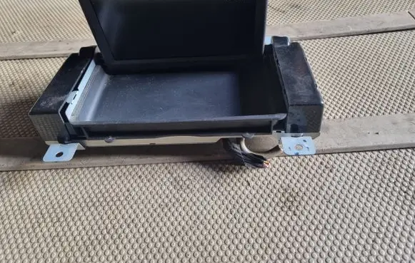 Volvo V50 Screen/display/small screen 86511961