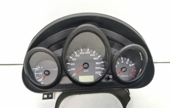 Mitsubishi Colt Speedometer (instrument cluster) 8100A929 MM0038013 A5008050276