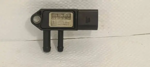 Volkswagen Golf Plus Exhaust gas pressure sensor 076906051B 04456754 51MPP02