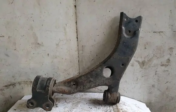 Volvo V50 Front lower control arm/wishbone