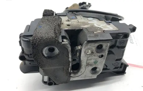 Renault Scenic III - Grand scenic III Front door lock 805030006R