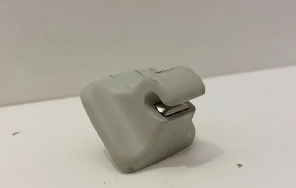 Volkswagen Jetta VI Sun visor clip/hook/bracket 1K0857501B