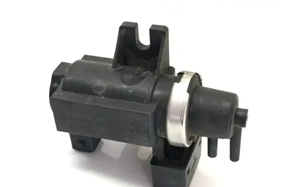 BMW X5 E53 Turbo solenoid valve 72279600 2247906