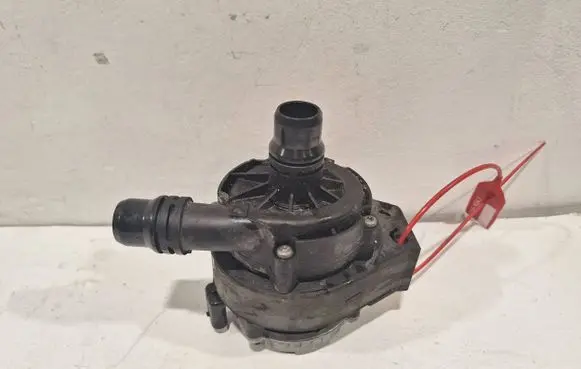 Peugeot 208 Electric auxiliary coolant/water pump 9827567880